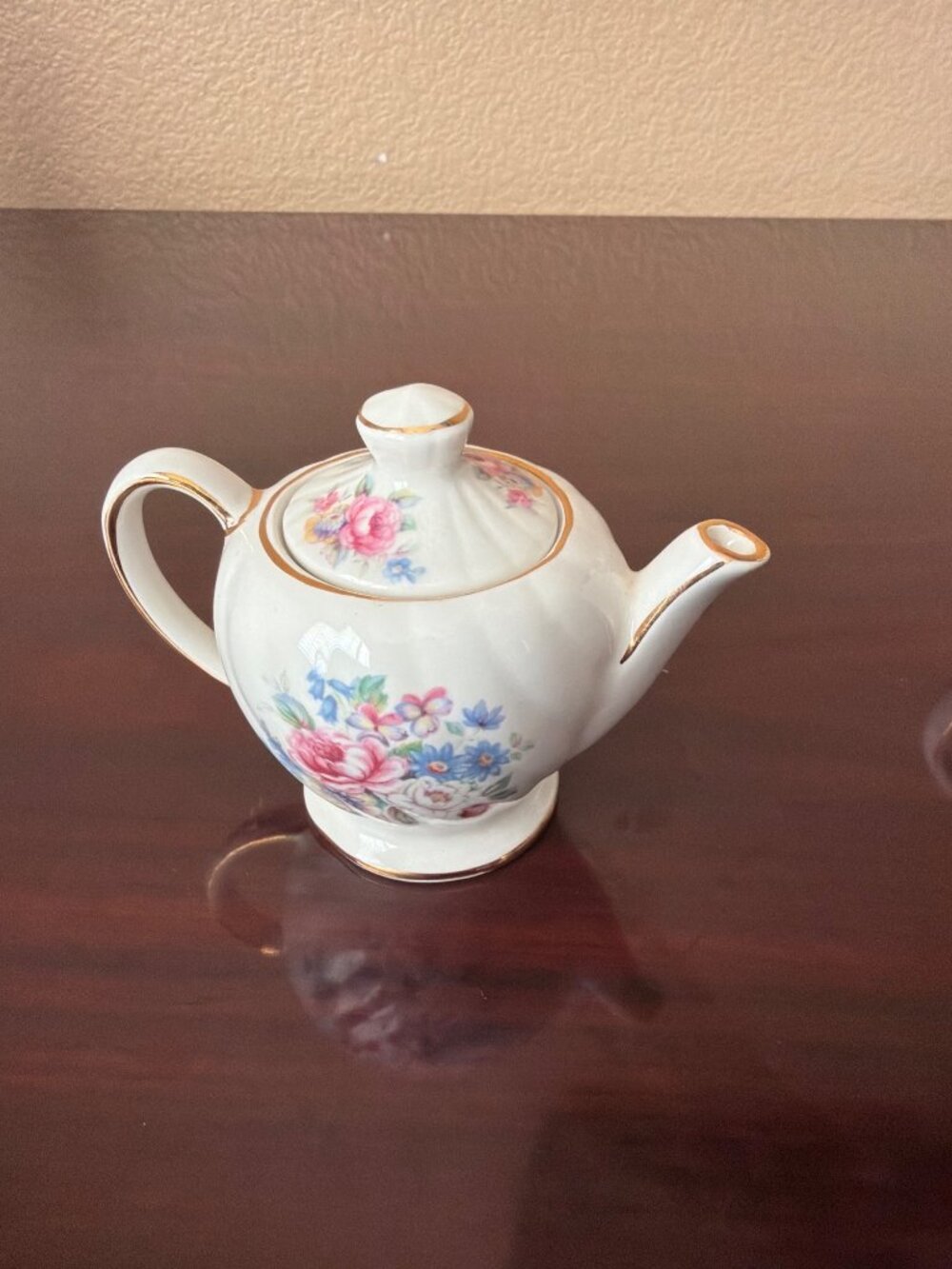 Set of 2 Vintage Sadler England Teapots David Copperfield & Floral Mini Teapot - Picture 11 of 16
